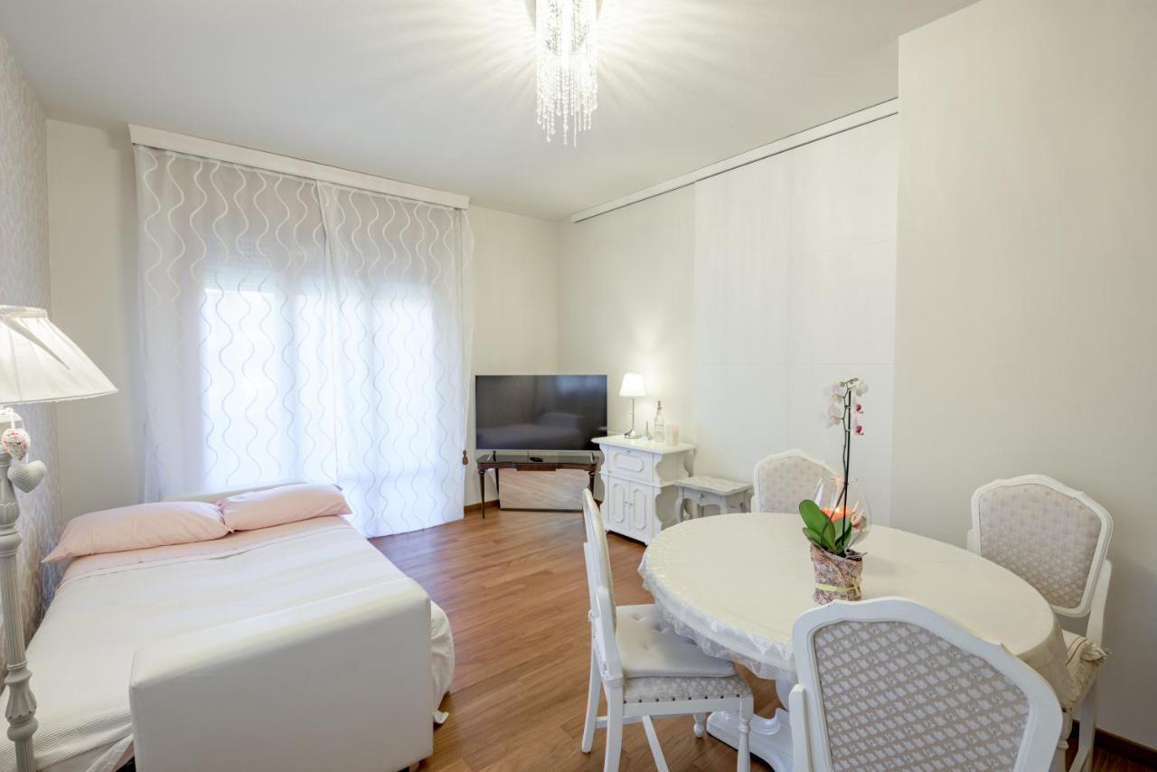 Forlihouse Hotel ภายนอก รูปภาพ
