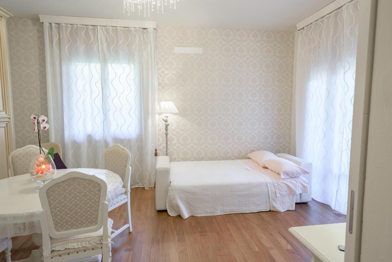 Forlihouse Hotel ภายนอก รูปภาพ